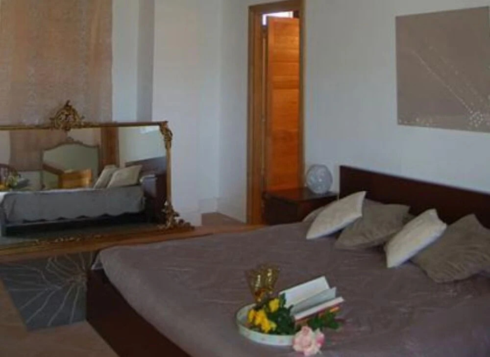 Pietra Campana Italian Villa Orvieto