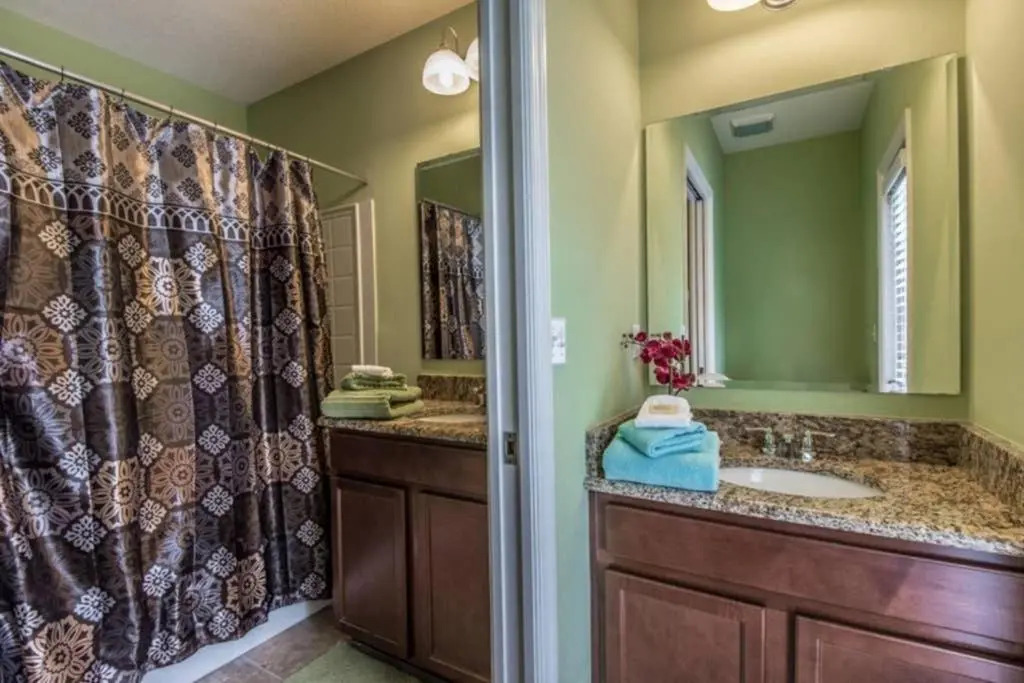 Tuscany at Westside Luxury 5 Bed, 4 Bath Villa near Disney