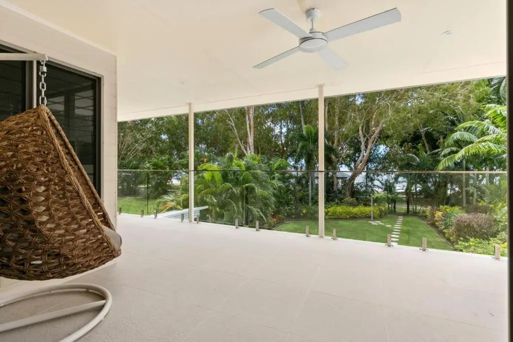Luxury Living on the Beachfront