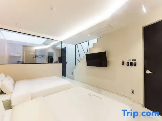 Icheon O-World Motel