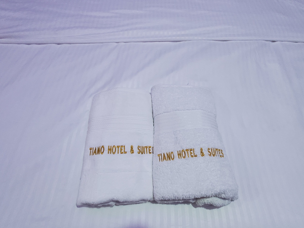 Tiano Hotel & Suites