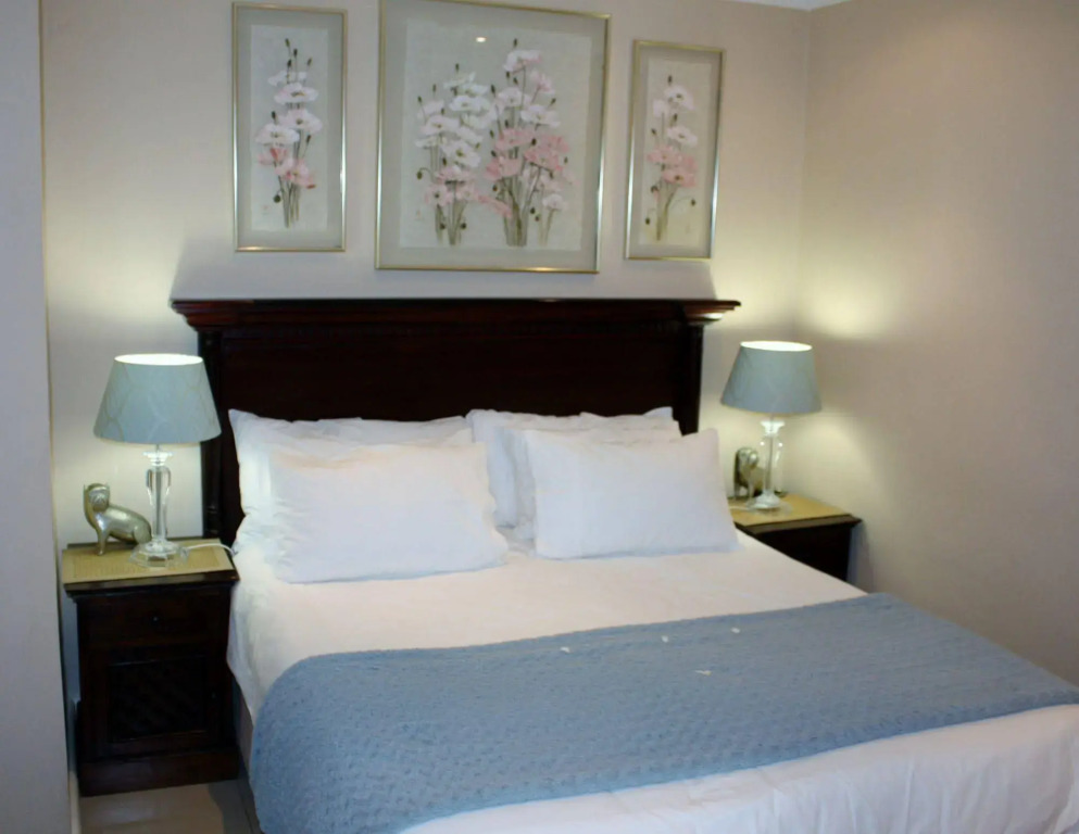 Somerset Lodge Montagau