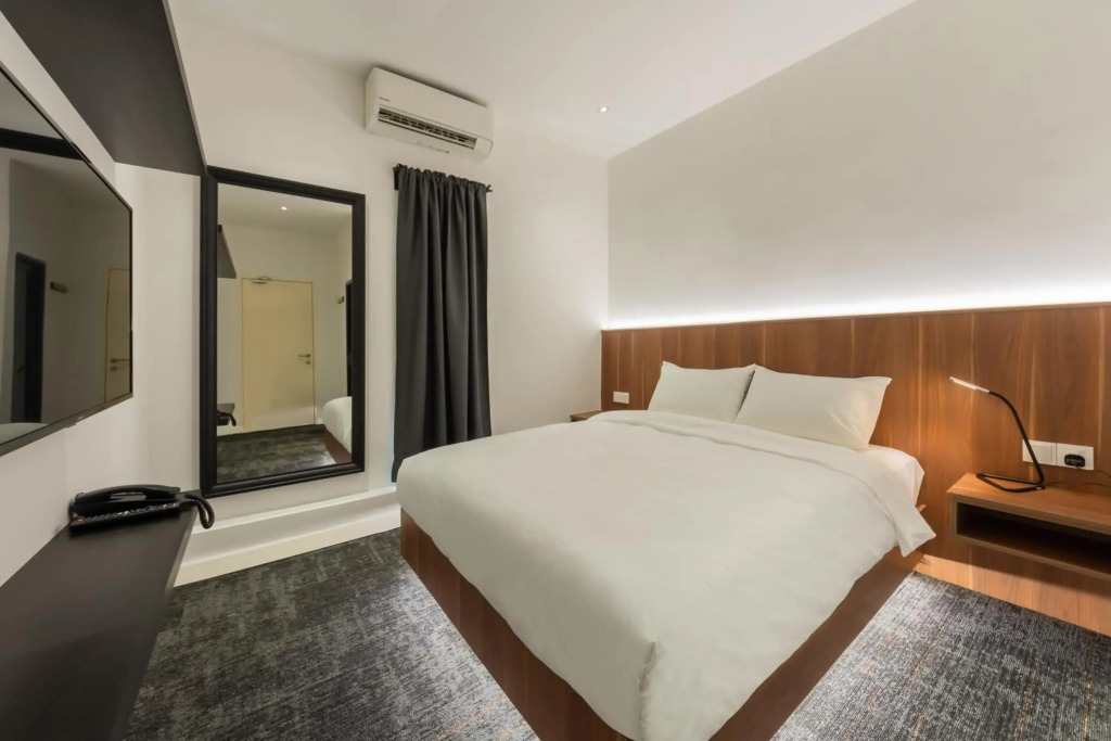 STAYS HOTEL