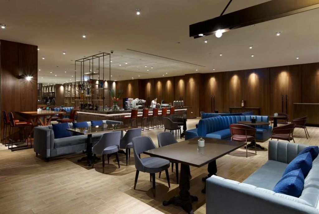 Discovery Hotel