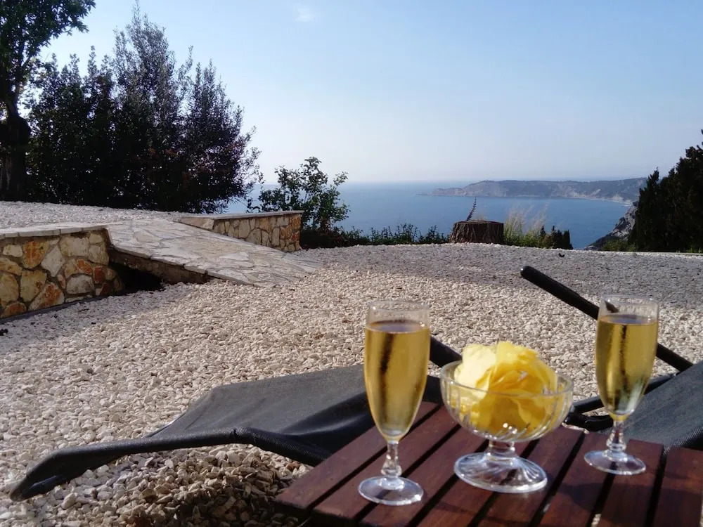 Comfy Apartment in Vinkuran With the Beach Nearby