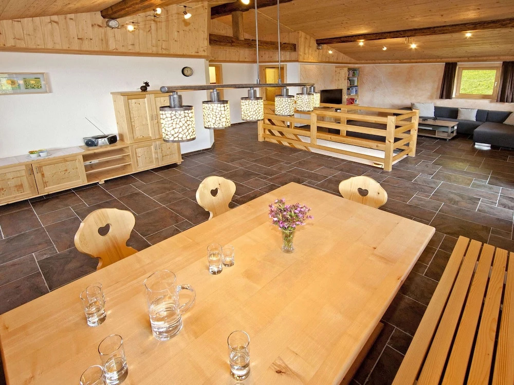 Gorgeous Chalet with Hot Tub in Tyrol