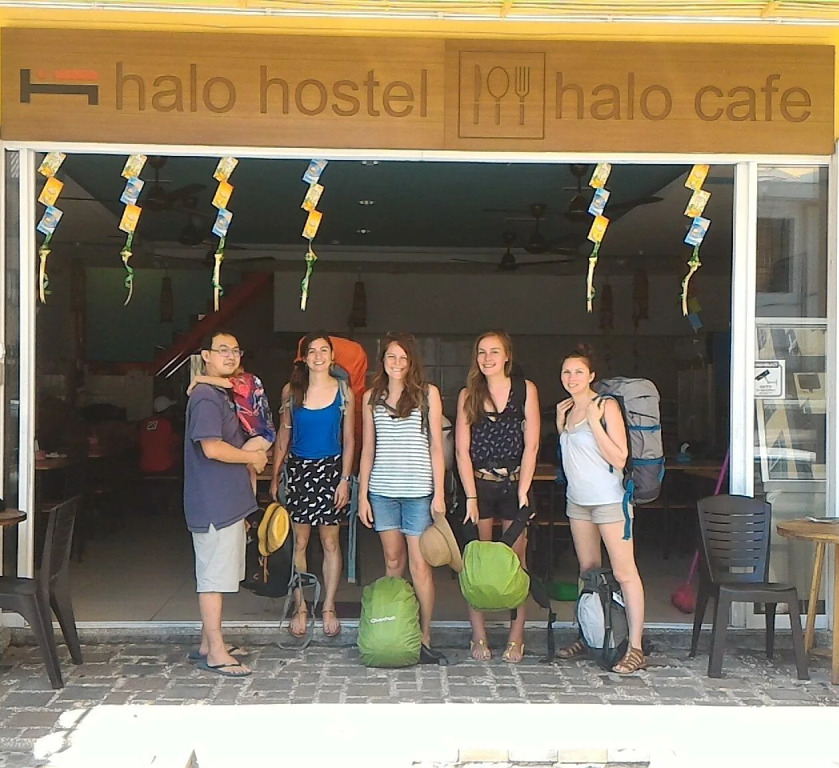 Halo Hostel
