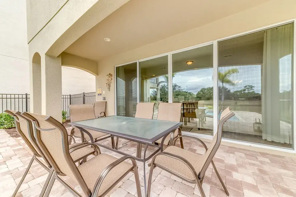 Villa W206 Excitement