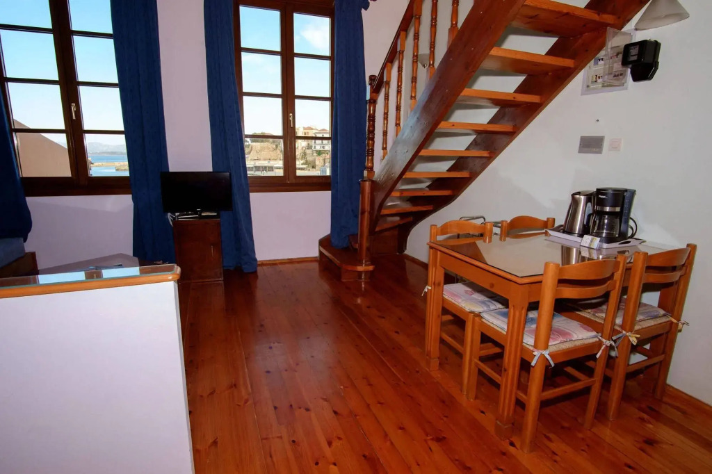 Erietta Suites