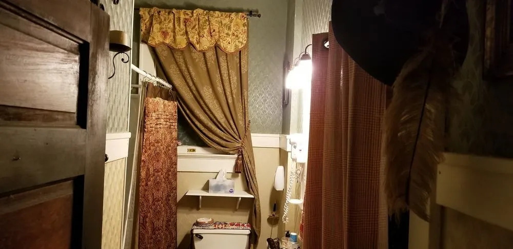 The Inn of the Patriots