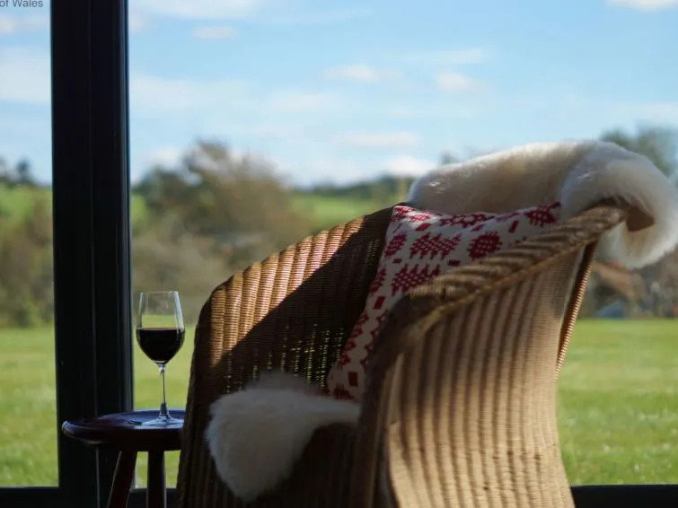 Holiday Home Cae Cwpwl