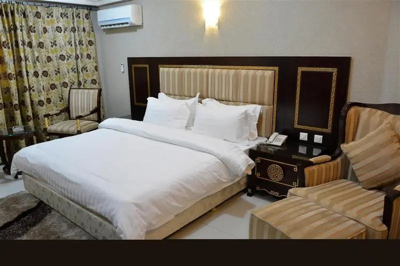 Nobila Airport Hotel