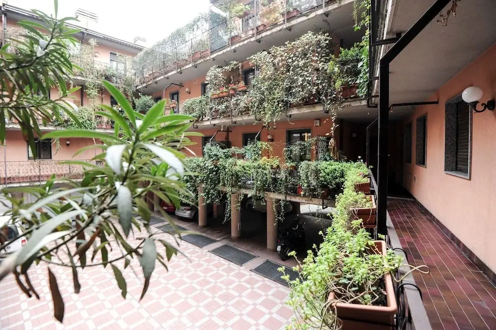 Park Apartment