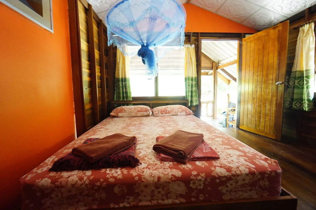 Pasai Beach Lodge