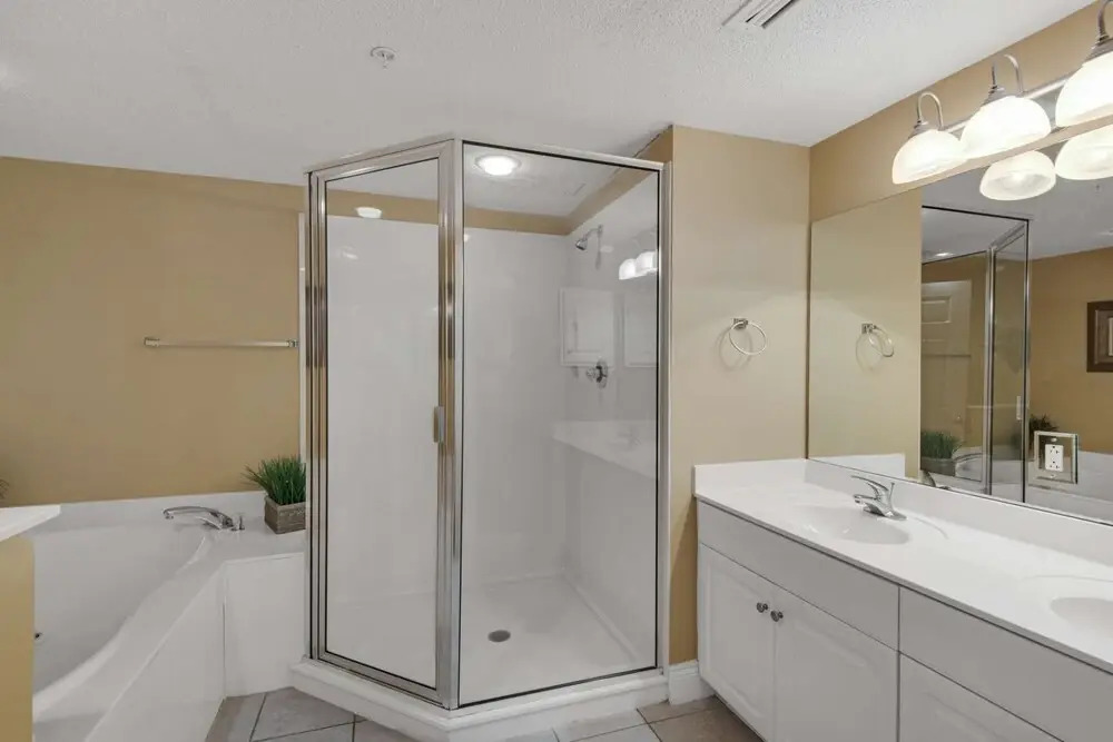 1709 Majestic Beach Resort Tower II