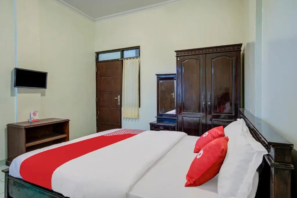 RedDoorz Syariah at Hotel Pandan Wangi near Alun Alun Sidoarjo