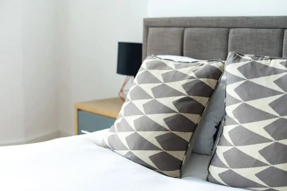 Stunning London Home - Newly Furnished Mhb352