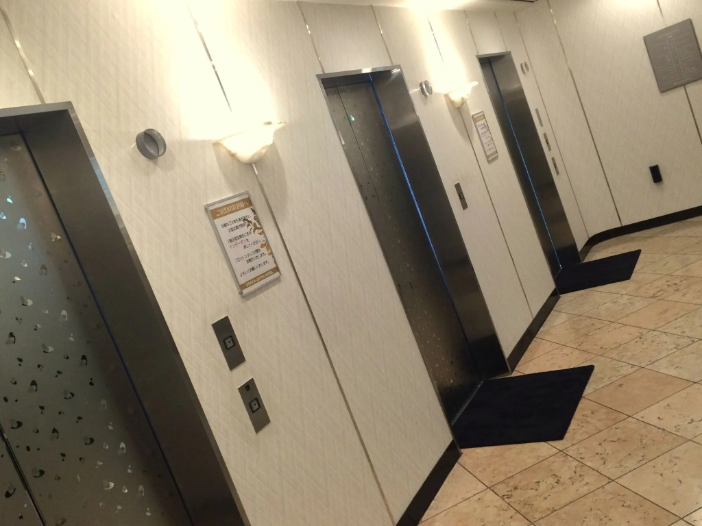 Hiyori Hotel Osaka Suminoekoen Station