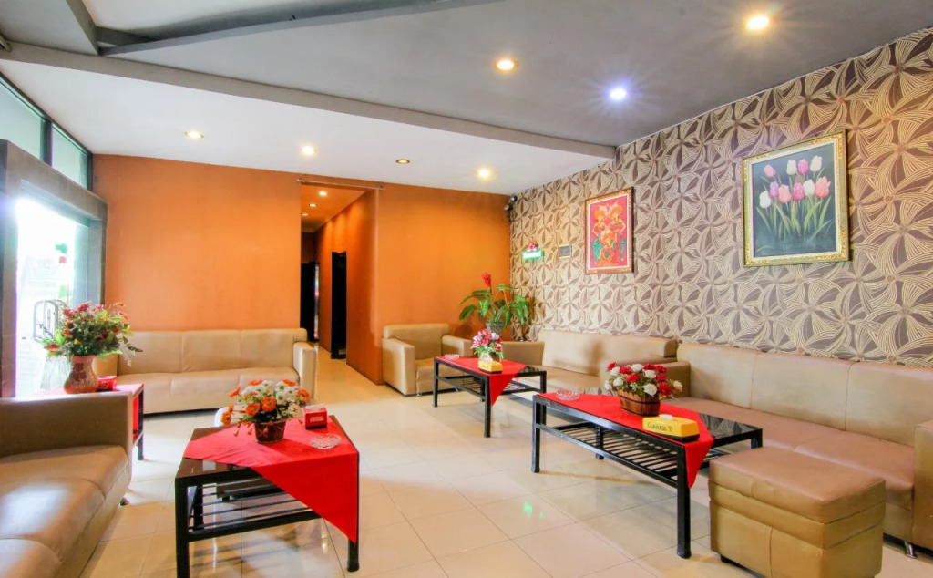 Hotel Sing A Song