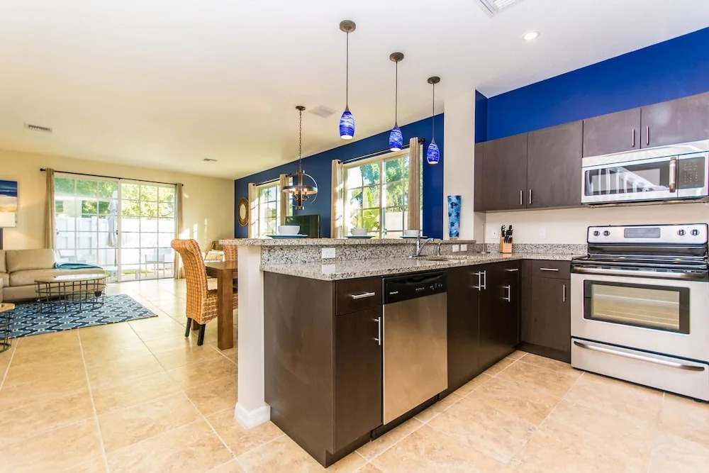 3br Beach Townhome W/ Pool, Hot Tub 3 Bedroom Townhouse