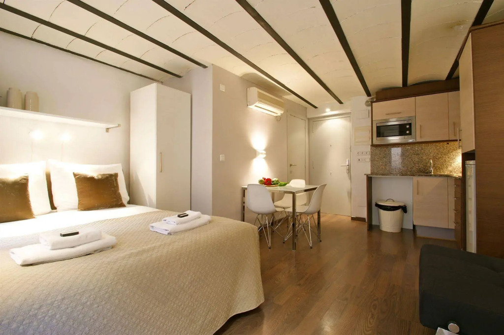 Feel Good Apartments Borne Down Town