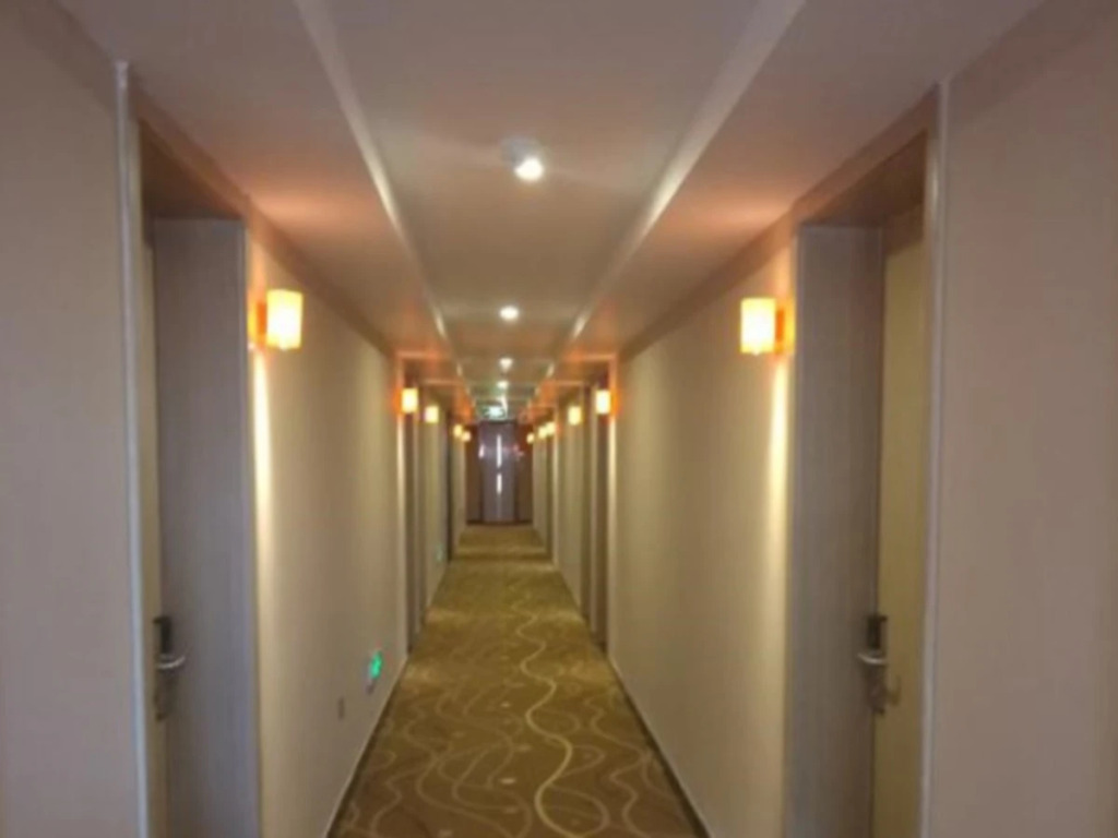 7 Days Premium Hohhot Hailiang Square