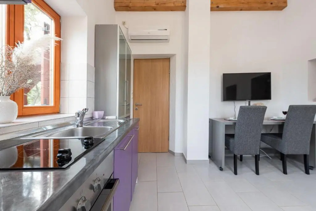 Villa Stone House Magarac