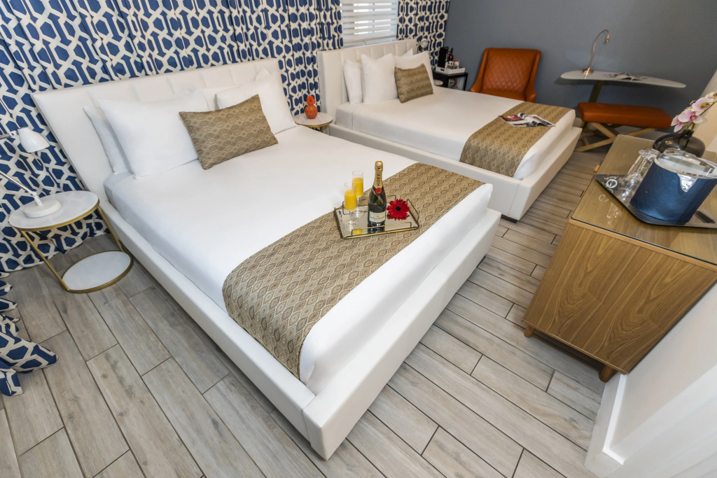 Oceanside Hotel and Suites