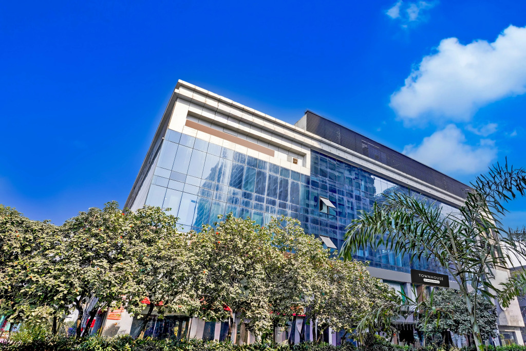Townhouse PBG Mall Vashi