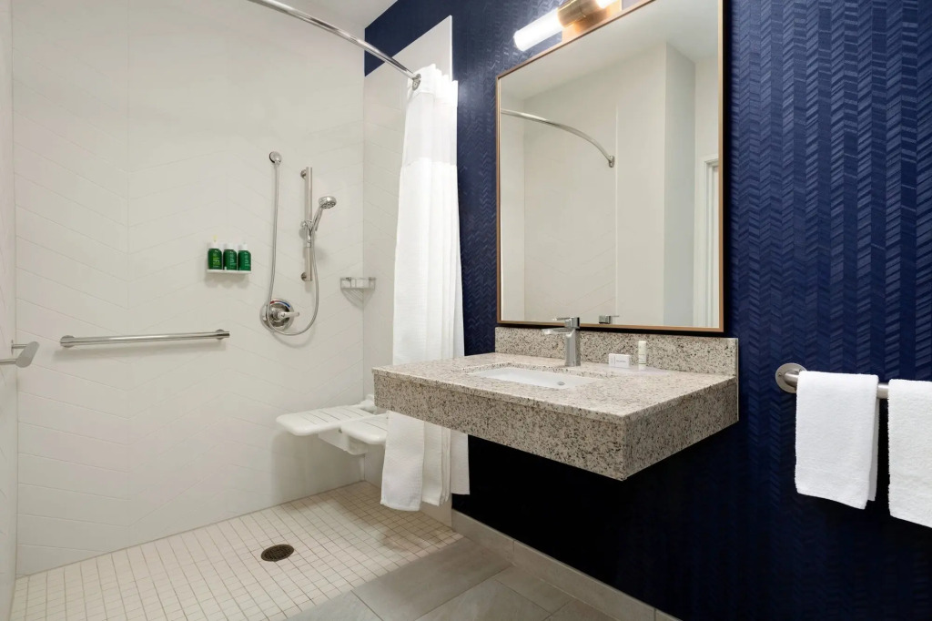 Fairfield Inn by Marriott Visalia Sequoia