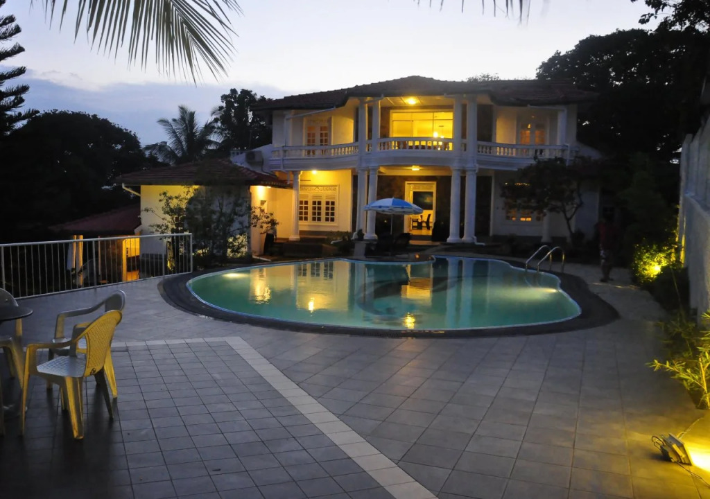 White Villa Tourist Guest