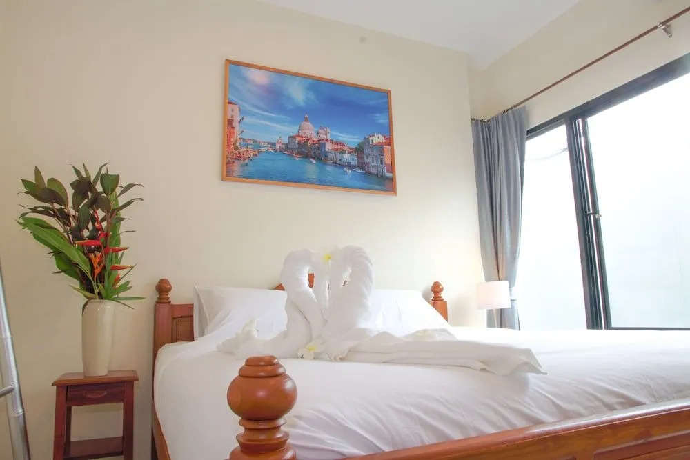 Specious Vacation Dia House 8 Minutes to Pristine Beach
