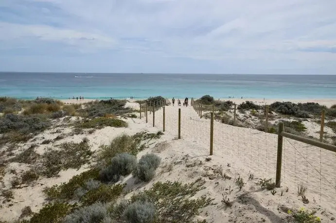 West Beach Lagoon 219, Sleeps 3