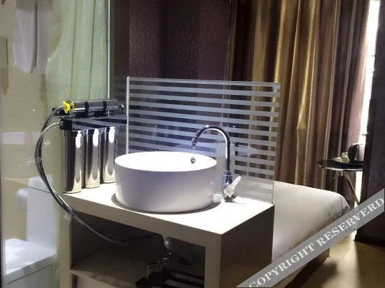 Xinyijia City Hotel