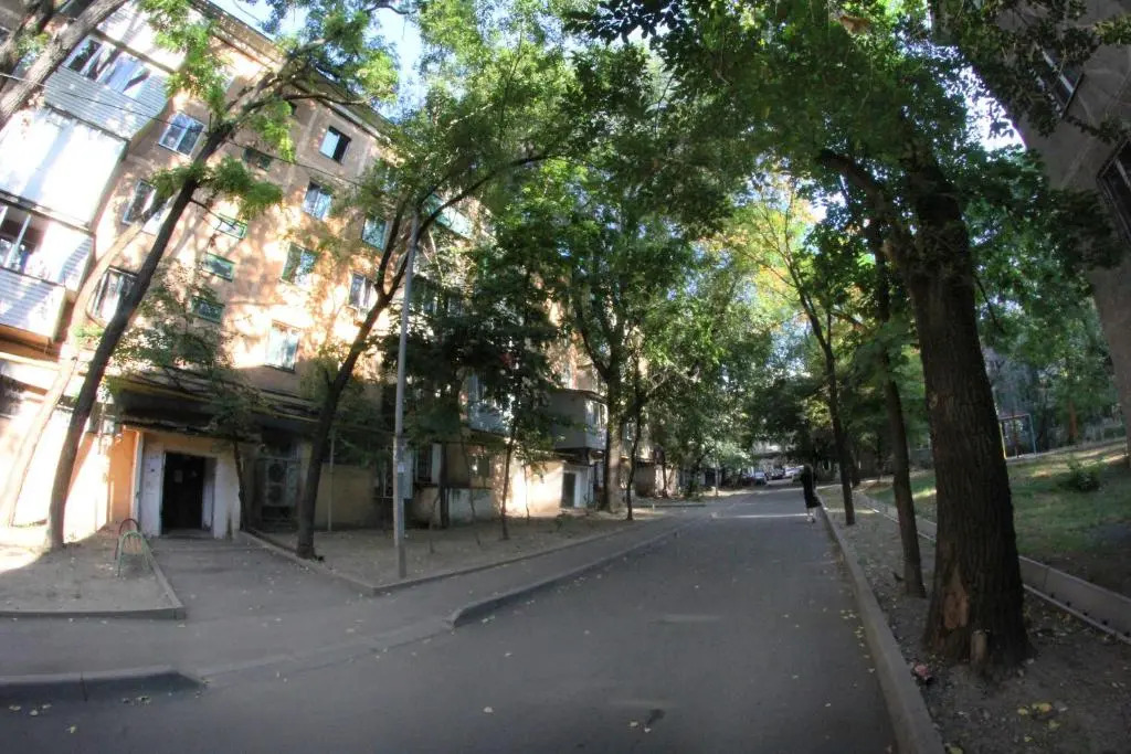 Назарбаева 45 уг Маметовой, ЗОЛОТОЙ КВАДРАТ ЦЕНТР Алматы 2х комн