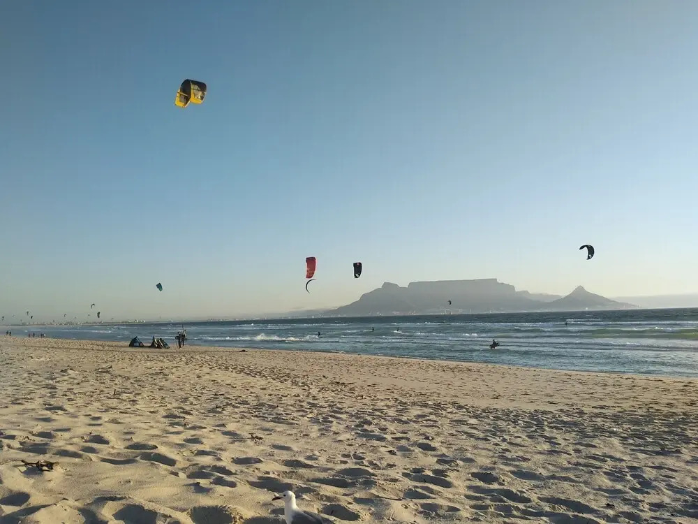 Luxury BB Double Bedroom With Private Entrance and Bathroom in Capetown