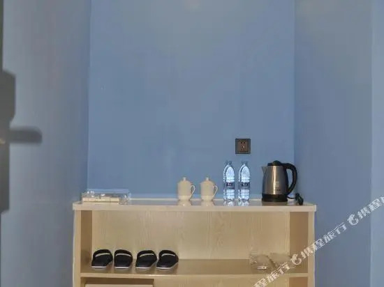 Runjia Hotel