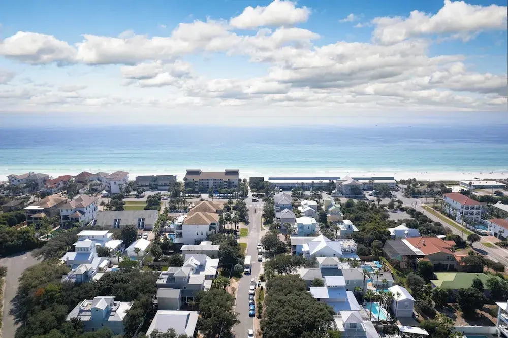 Sunfish Elegance by Avantstay Beach Access at an Indoor/outdoor Paradise