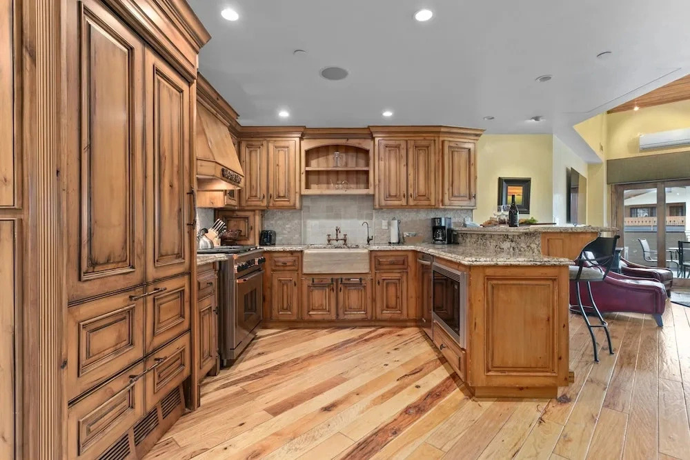 Royal Plaza at Deer Valley - One Bedroom Condo with Hot Tub #305 1 Condo