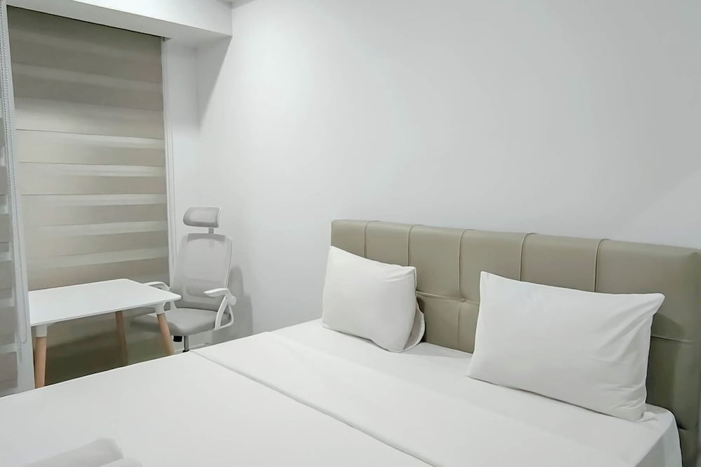 Basic Studio At Apartment Delft Ciputra Makassar