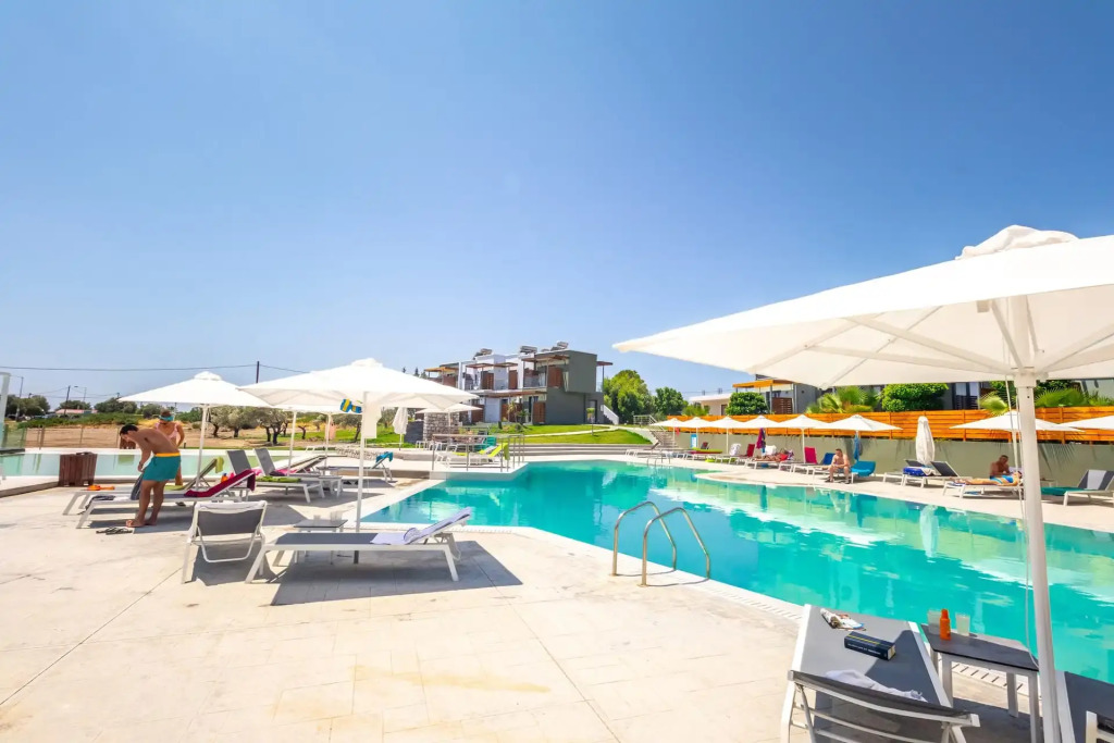 Gennadi Seaside Resort