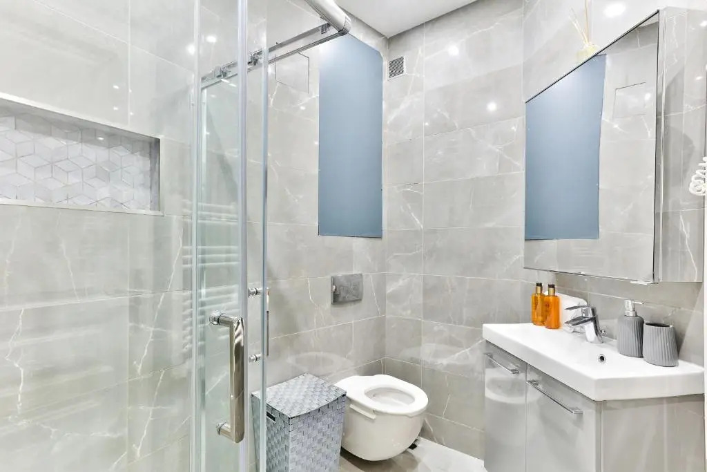 57 - Luxury Parisian Home Sebastopol 1