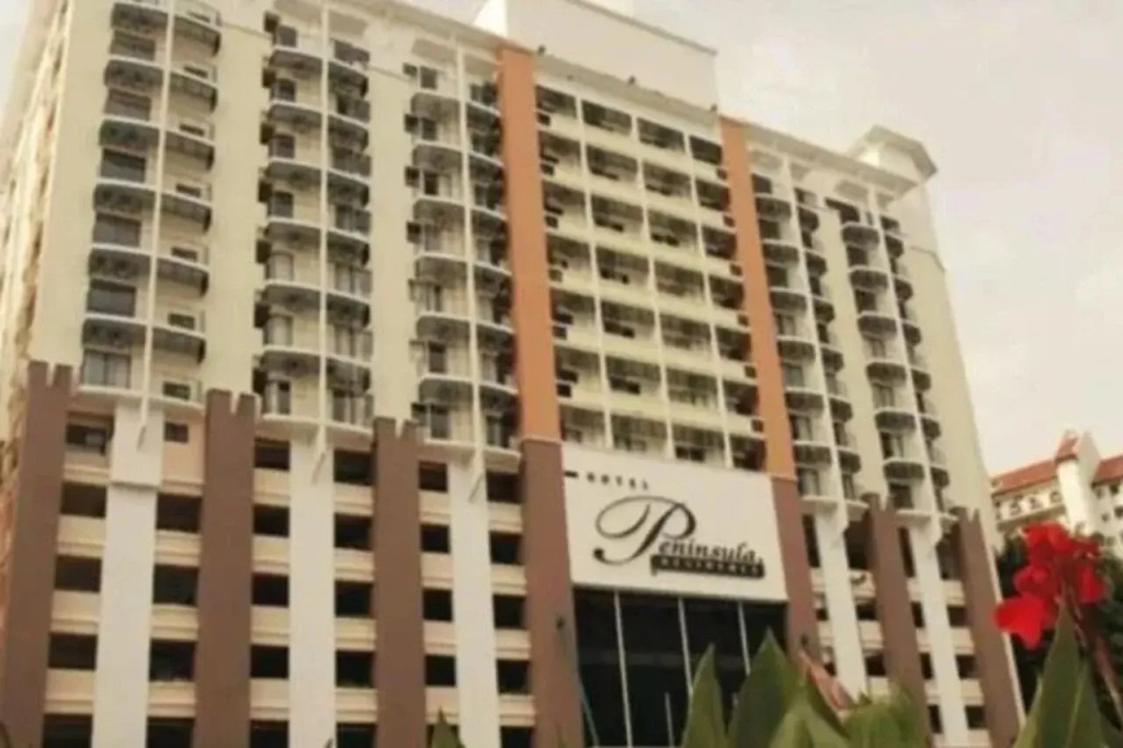 Peninsula Residence All Suite Hotel