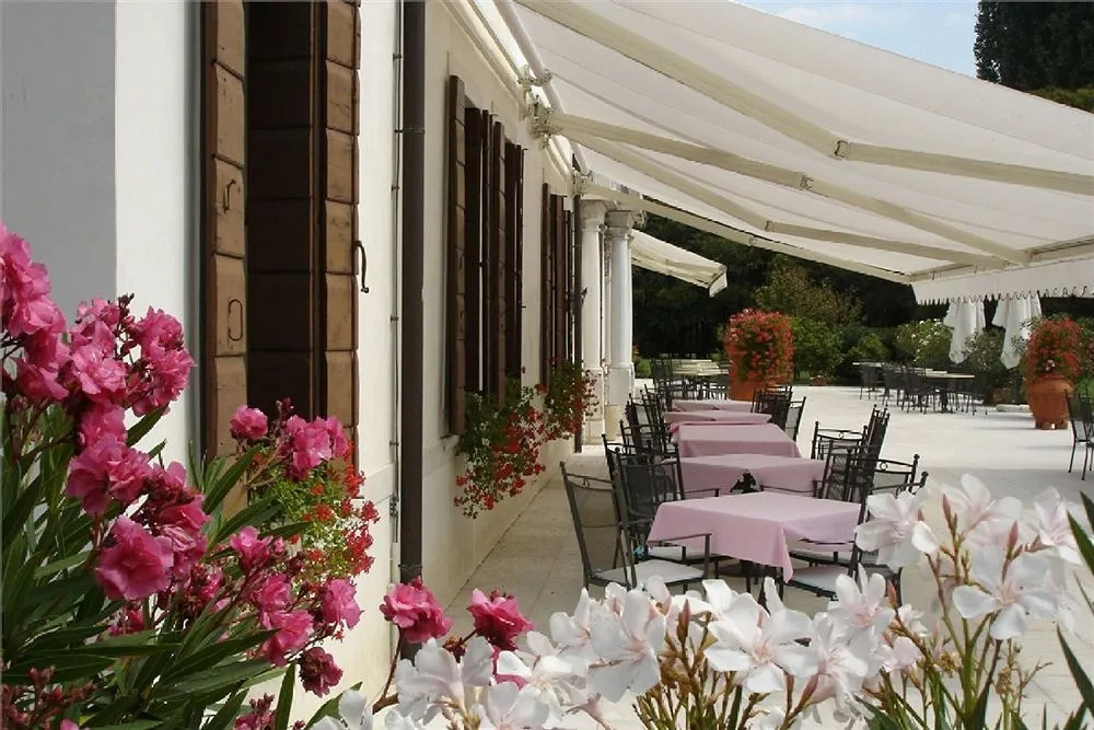 Villa Giustinian