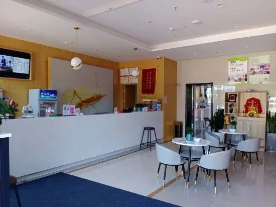GreenTree Hotel (Huoqiu Antan Huafu store)