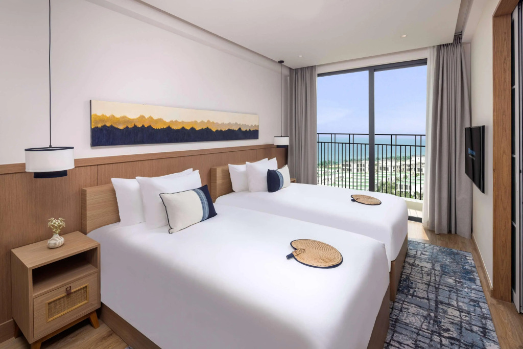 Wyndham Royal Beachfront Resort & Spa Danang