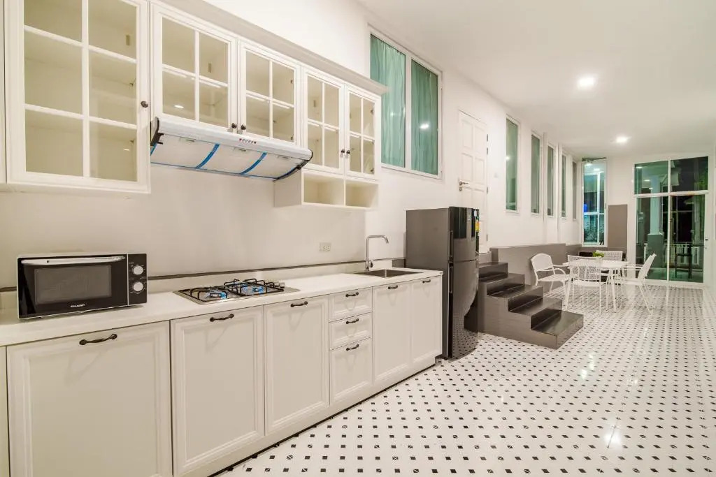 Marwin Pool Villa 8
