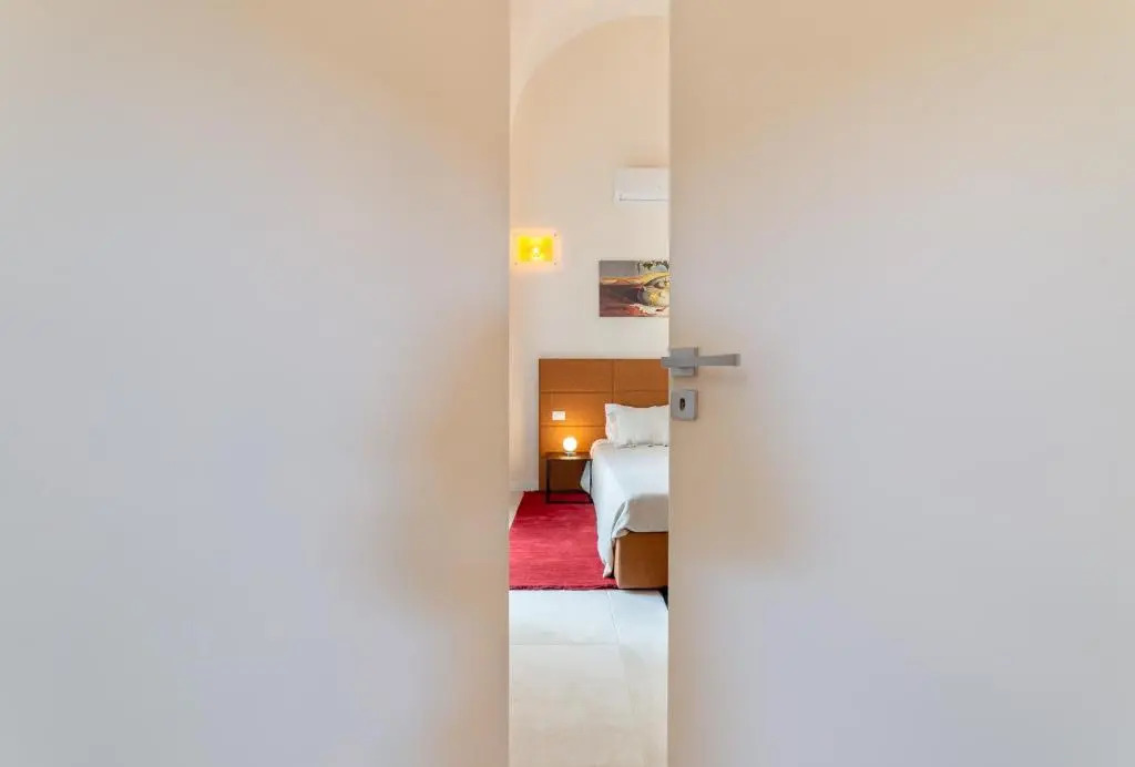 Y Arcillos Luxury Rooms CIN ITO75O35B4OOO468O2