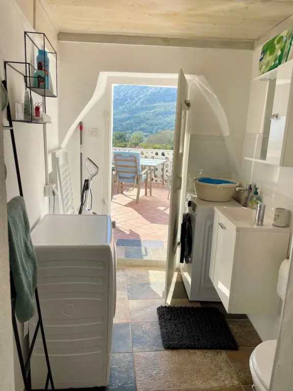 Holiday House Baska Hill
