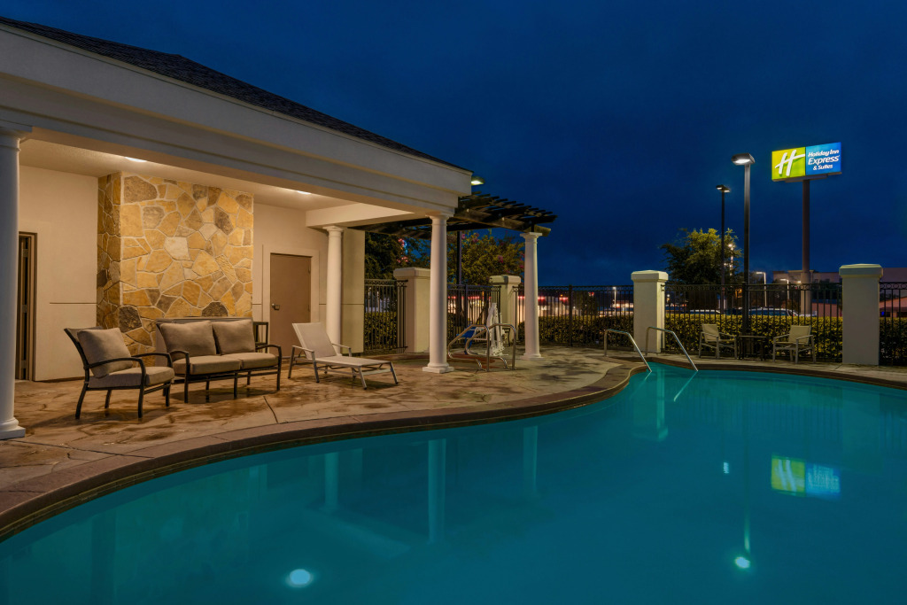 Holiday Inn Express Hotel & Suites McAlester by IHG